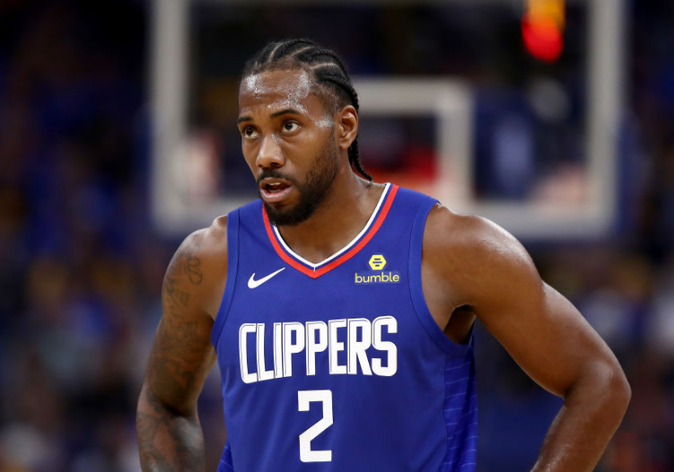  利物浦悍将范迪克重伤赛季报销  