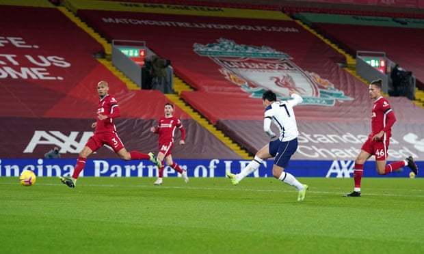  利物浦逆境翻盘展现冠军底蕴